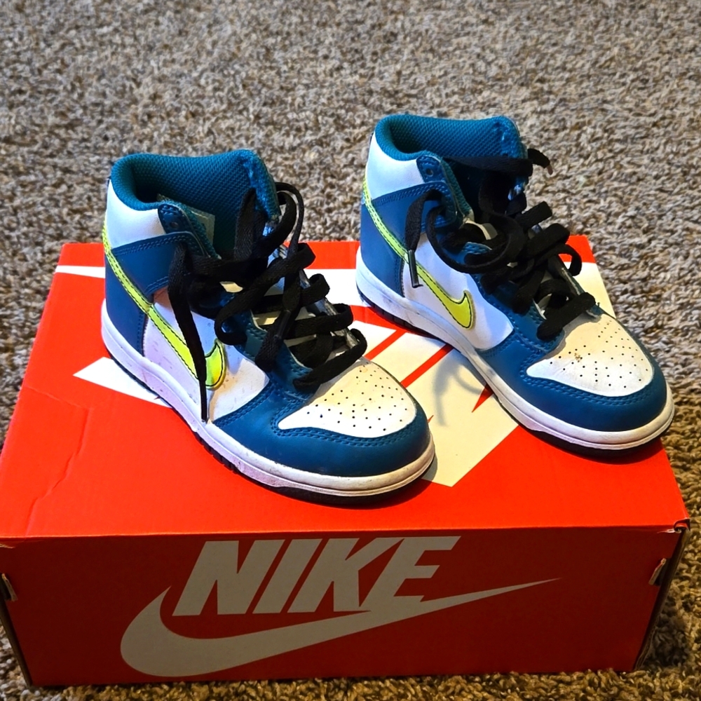 Nike Dunk High Bright Spruce kids 10.5
